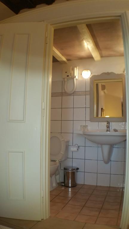 Aparthotel Economou Mansion Spétses Pokoj fotografie